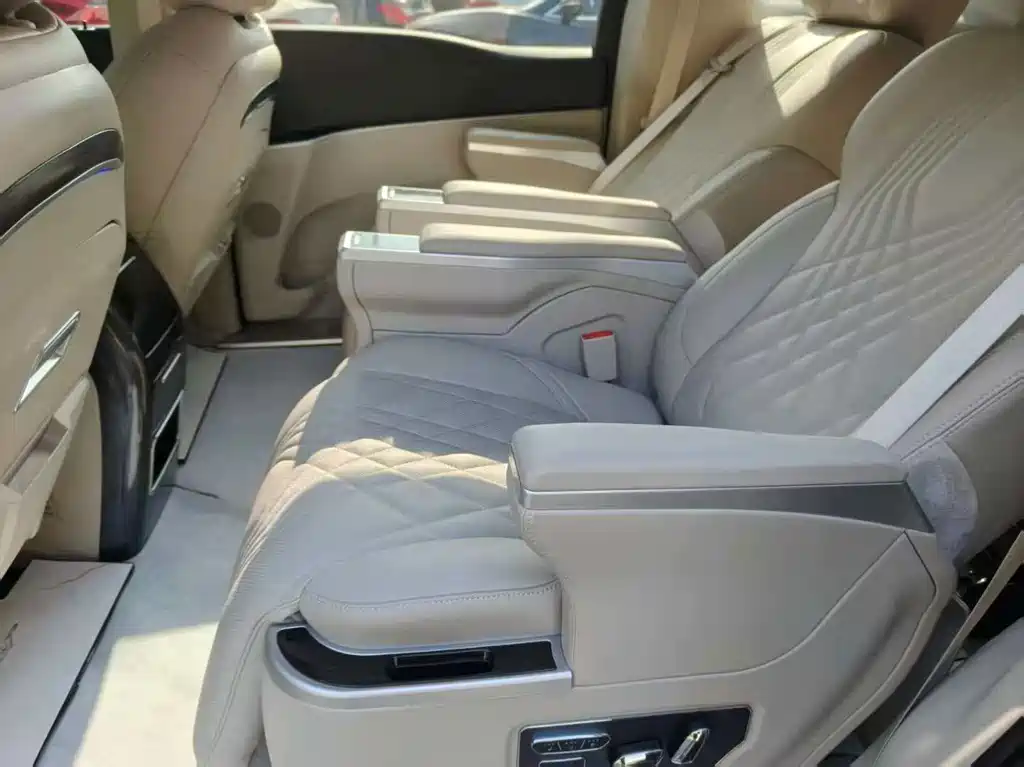 Buick GL8 — миниатюра 5