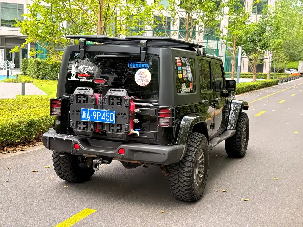 Jeep Wrangler — миниатюра 5