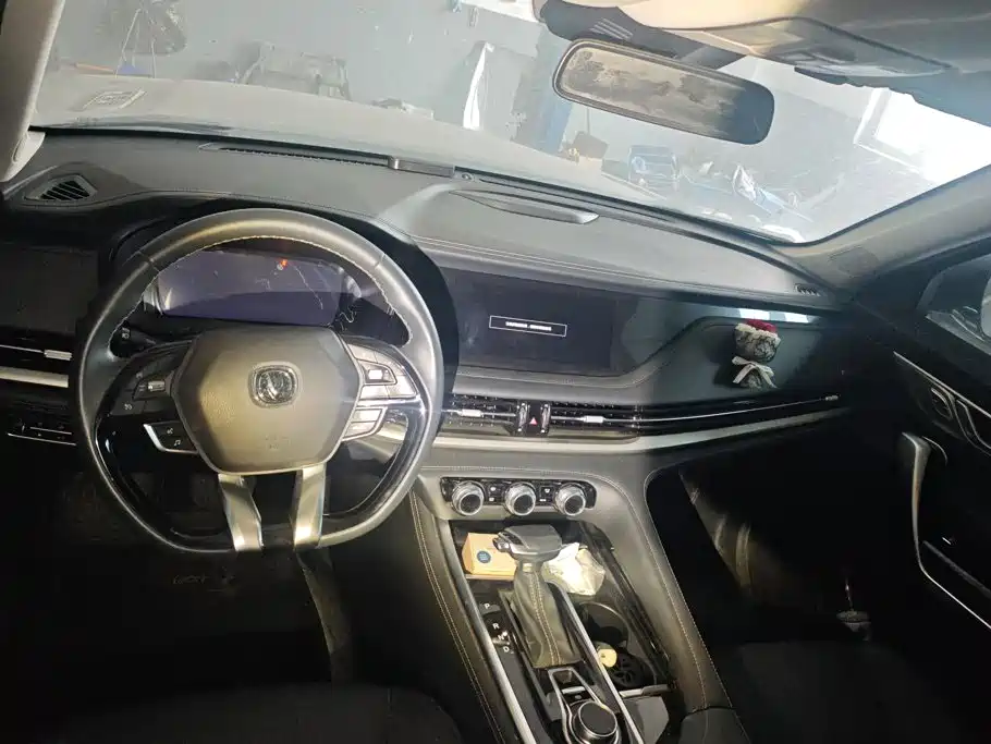 Changan CS95 — миниатюра 12