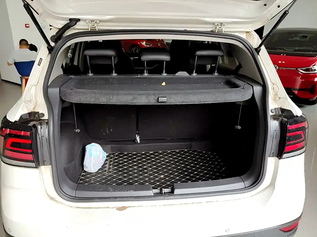 Volkswagen T-Cross — миниатюра 19