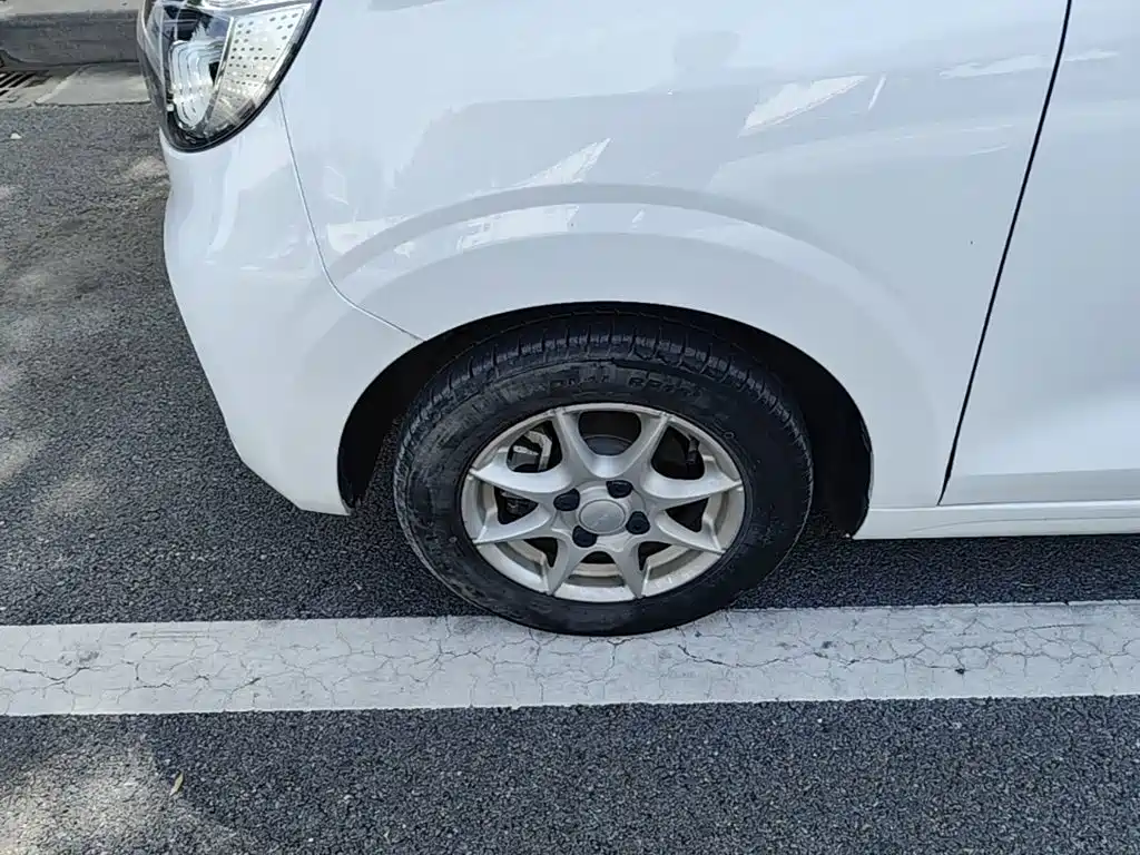 Roewe Clever — миниатюра 23