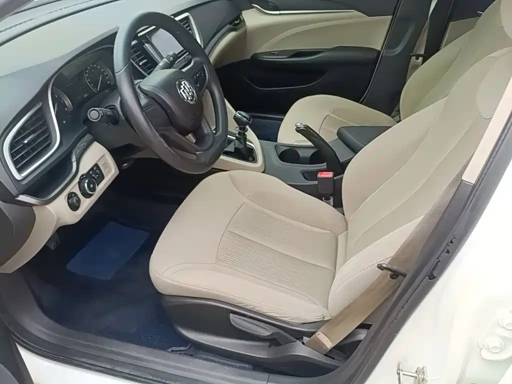 Buick Excelle — миниатюра 15