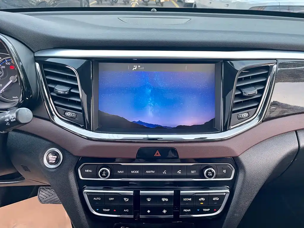 GAC Motor Trumpchi GS8 — миниатюра 17