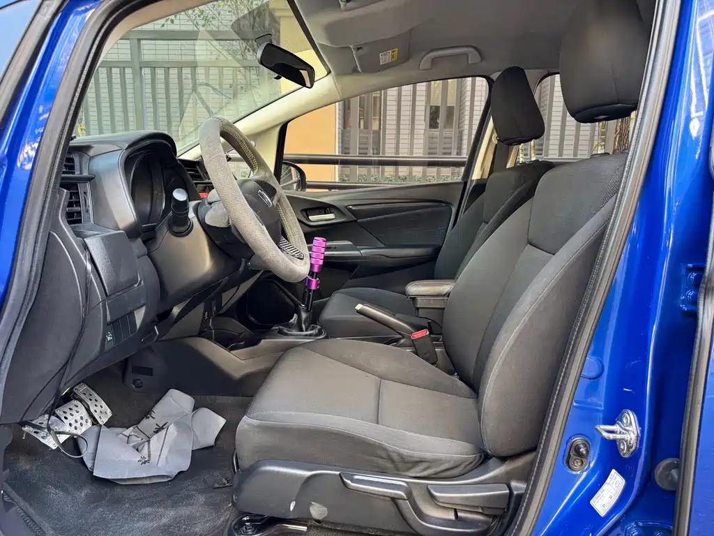 Honda Fit — миниатюра 4