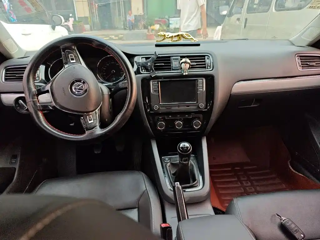 Volkswagen Sagitar — миниатюра 10
