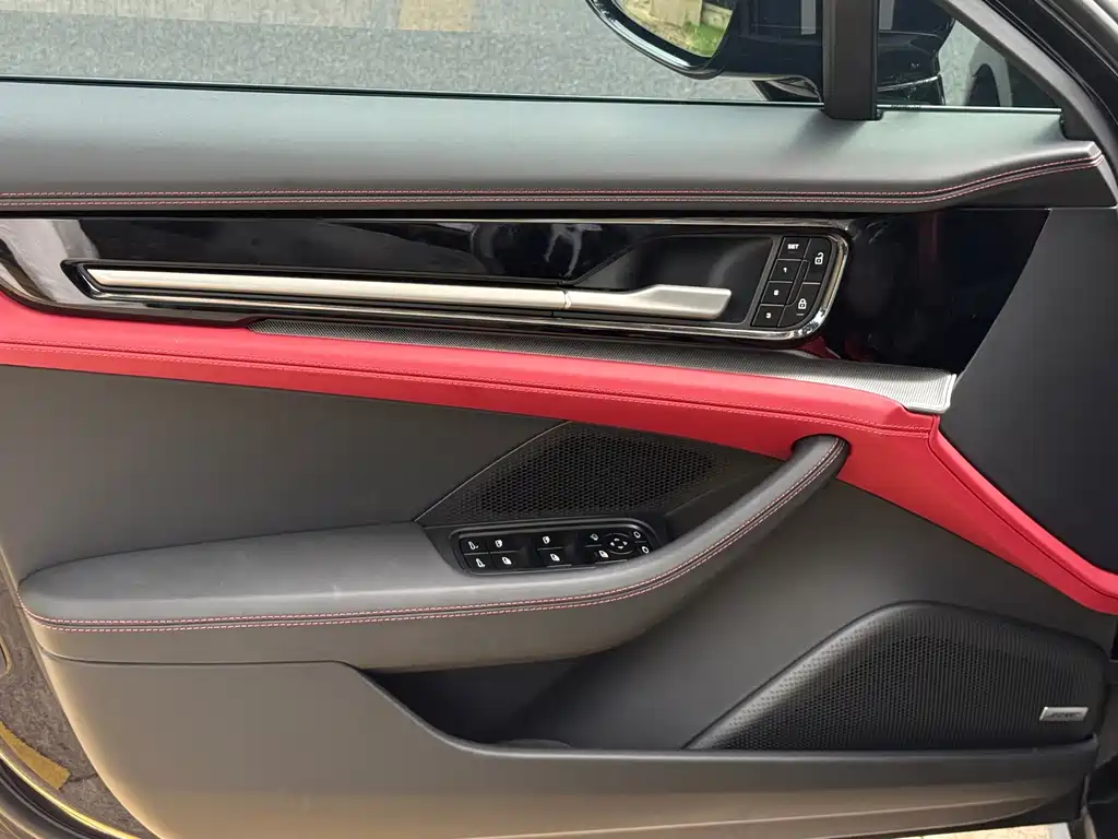Porsche Panamera — миниатюра 11
