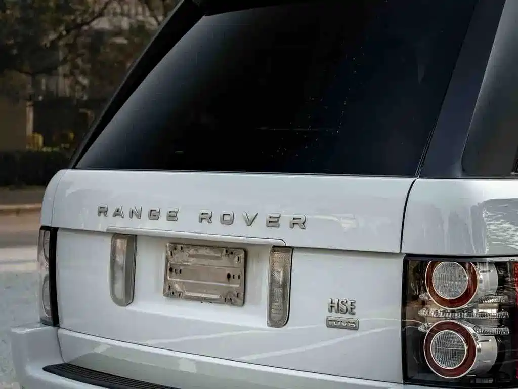 Land Rover Range Rover — миниатюра 8