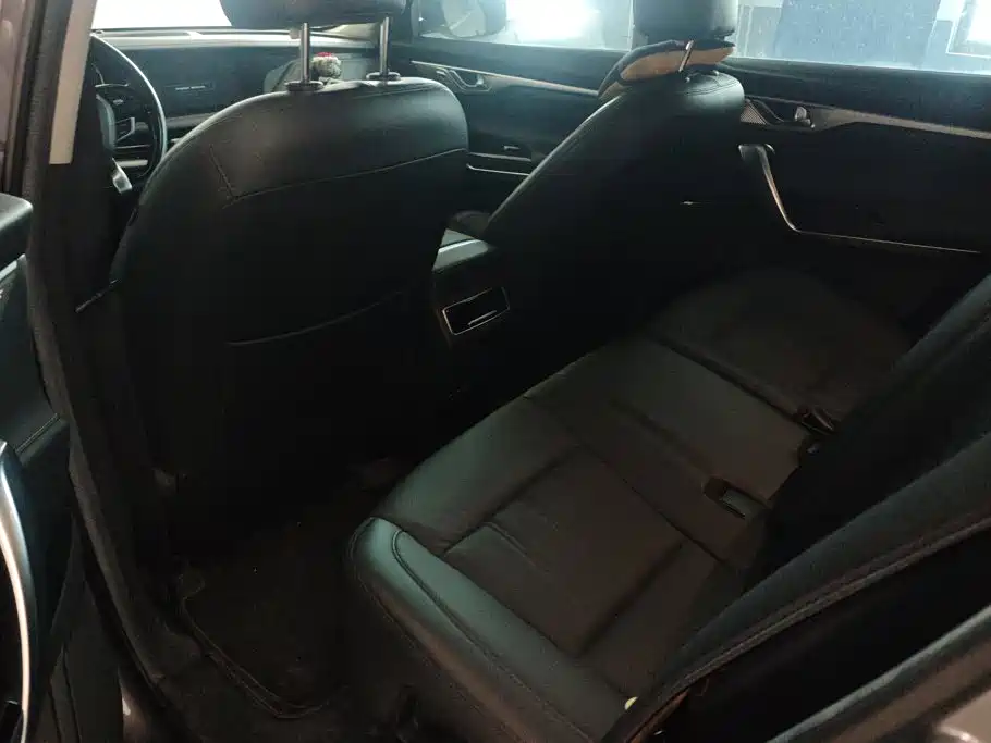 Changan CS95 — миниатюра 11