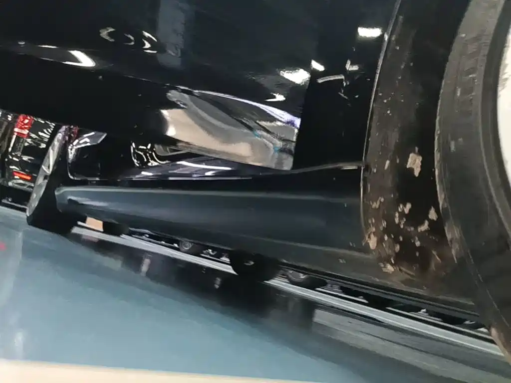 Tesla Model 3 — миниатюра 21