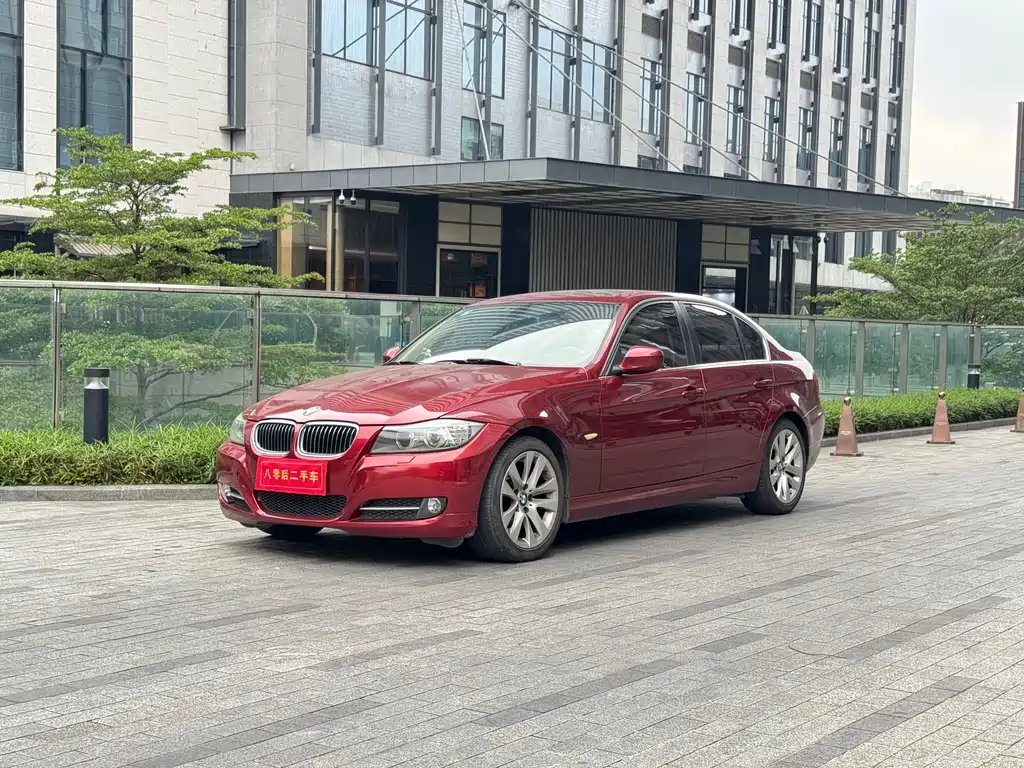 BMW 3 Series (Import) 2011