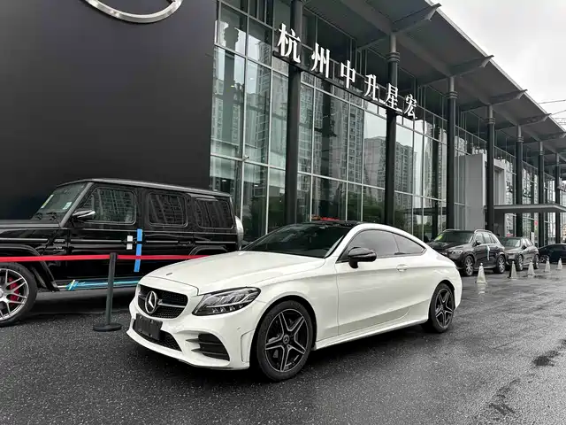 MERCEDES BENZ C CLASS