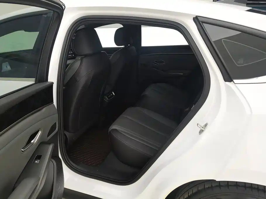 BYD Qin L — миниатюра 11