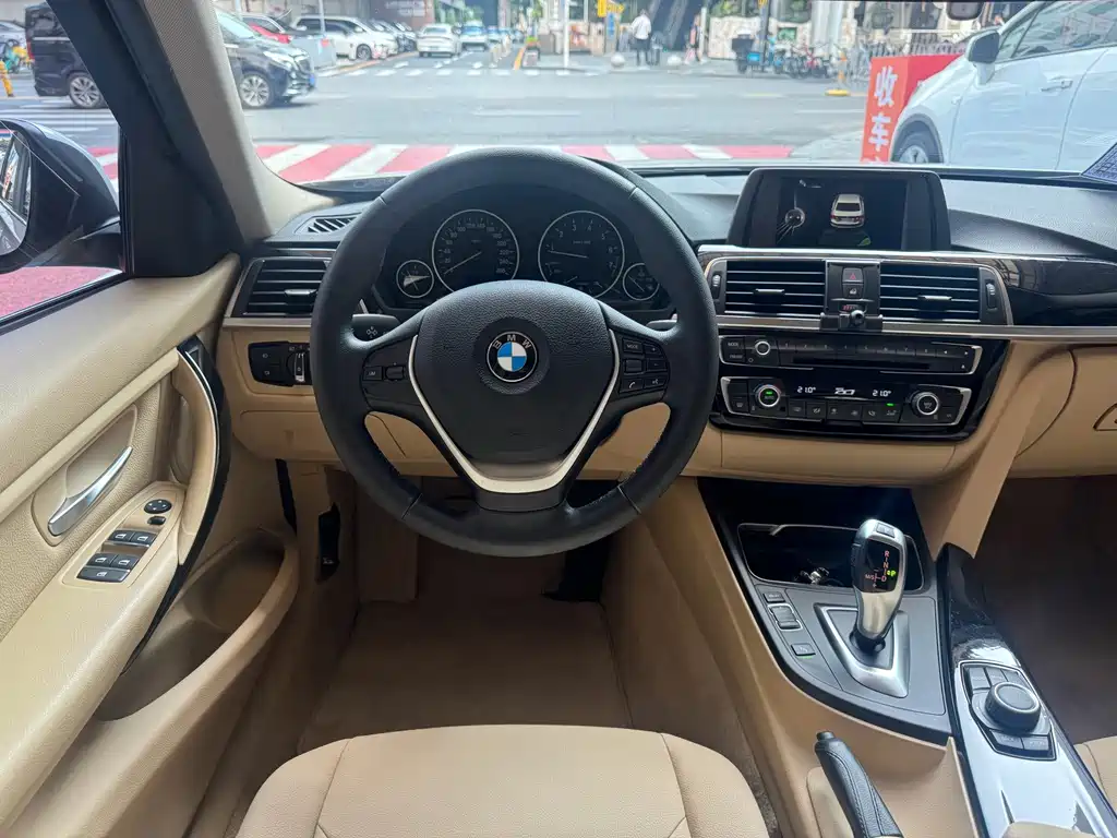 BMW 3 Series — миниатюра 15