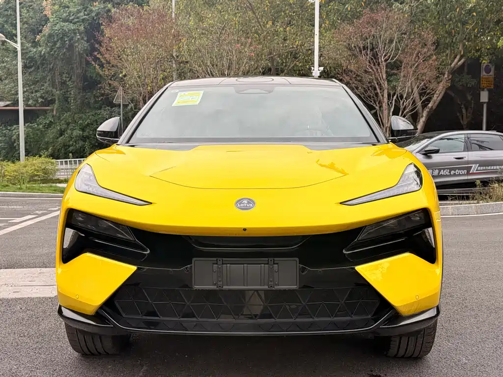Lotus Eletre — миниатюра 2