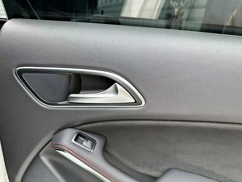 Mercedes-Benz CLA (Import) — миниатюра 33