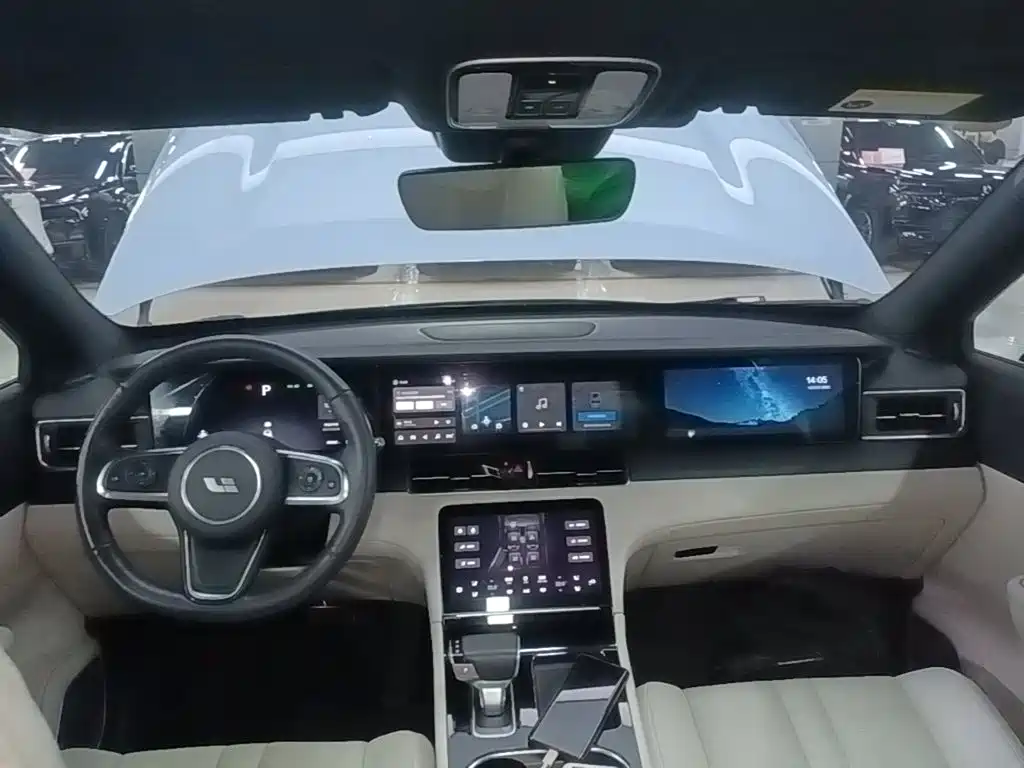 Li Auto Li ONE — миниатюра 10
