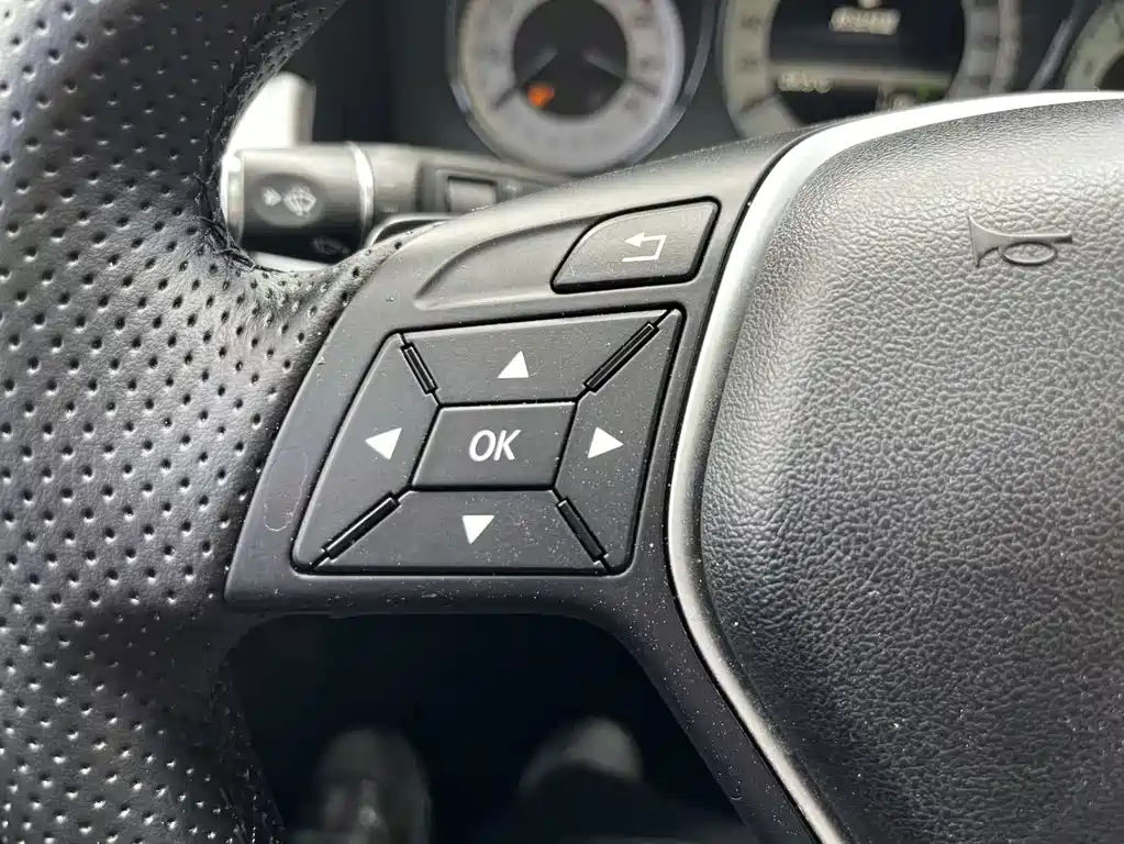 Mercedes-Benz GLK-Class — миниатюра 13