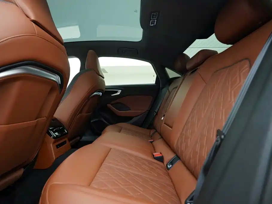 Audi Audi A5L — миниатюра 21
