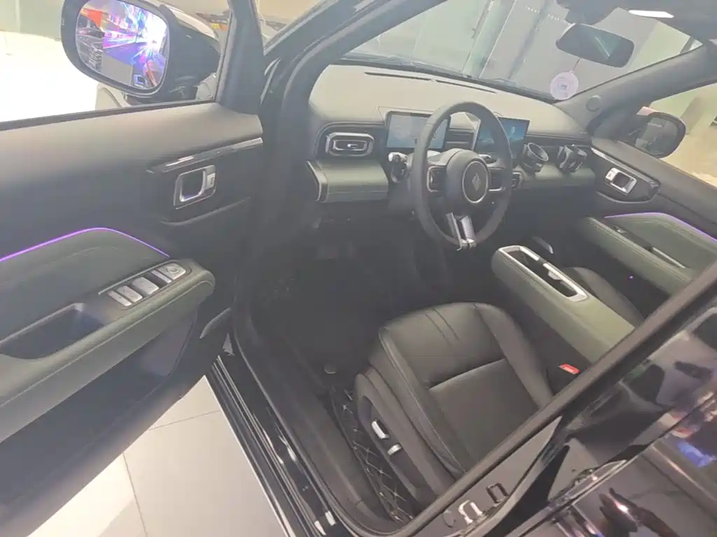 Baojun Yueye Plus — миниатюра 12