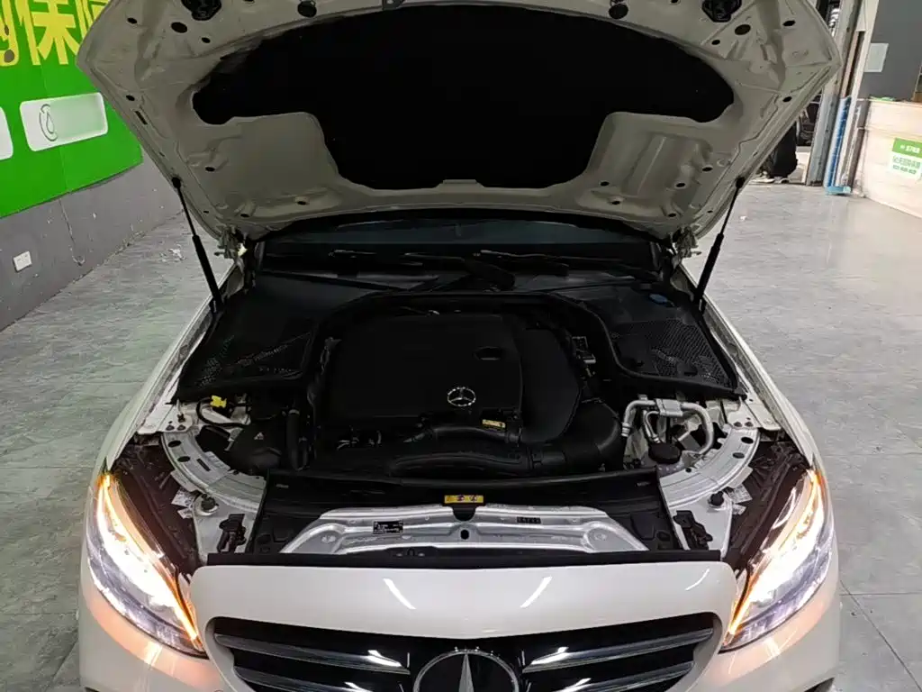 Mercedes-Benz C-Class — миниатюра 20