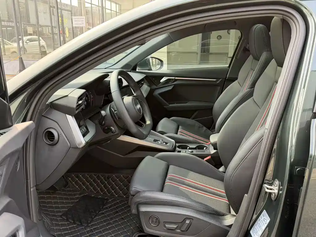 Audi A3 — миниатюра 10