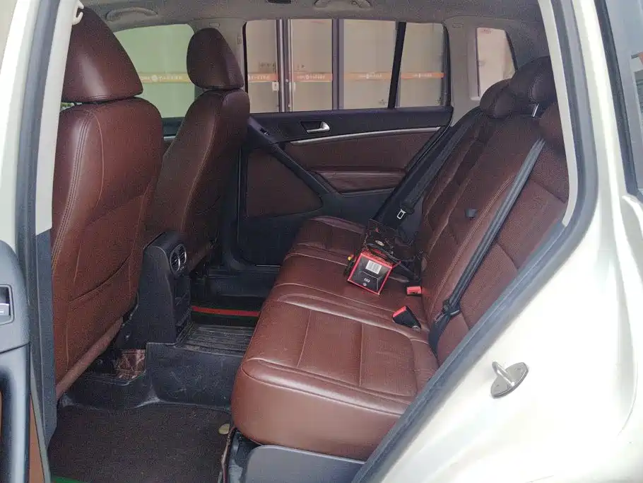 Volkswagen Tiguan — миниатюра 11