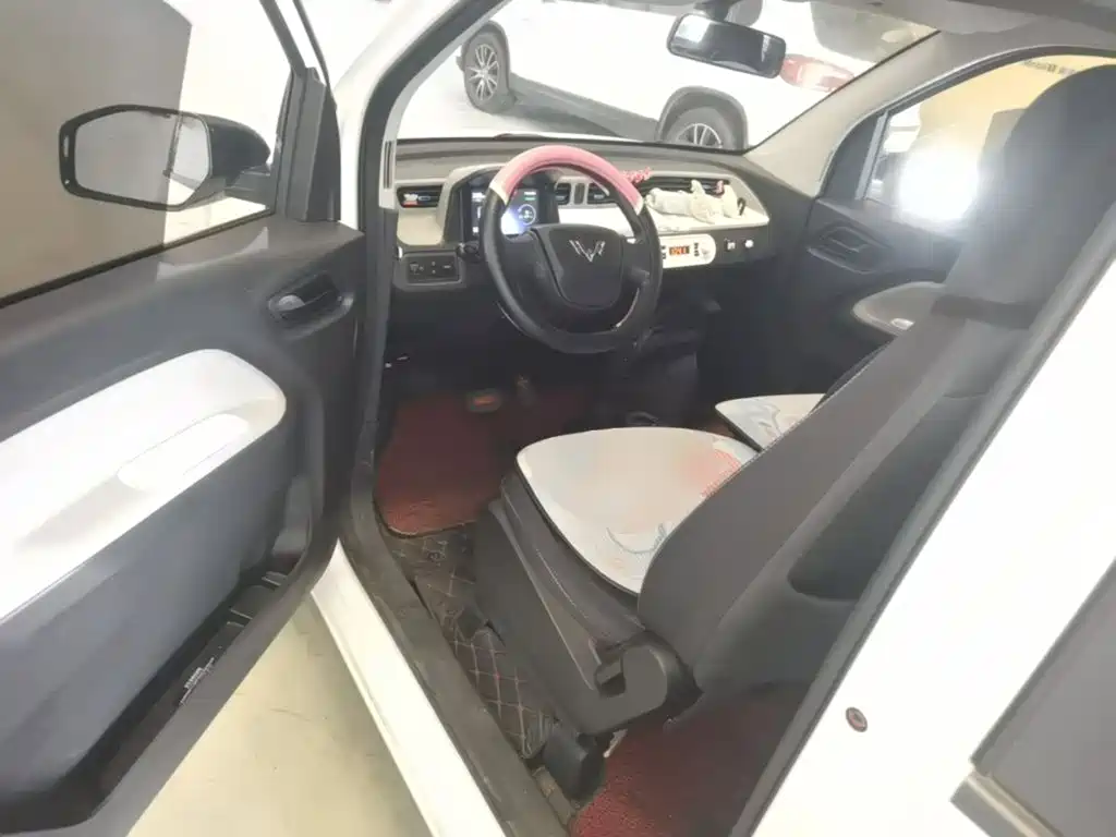 Wuling MINIEV — миниатюра 16