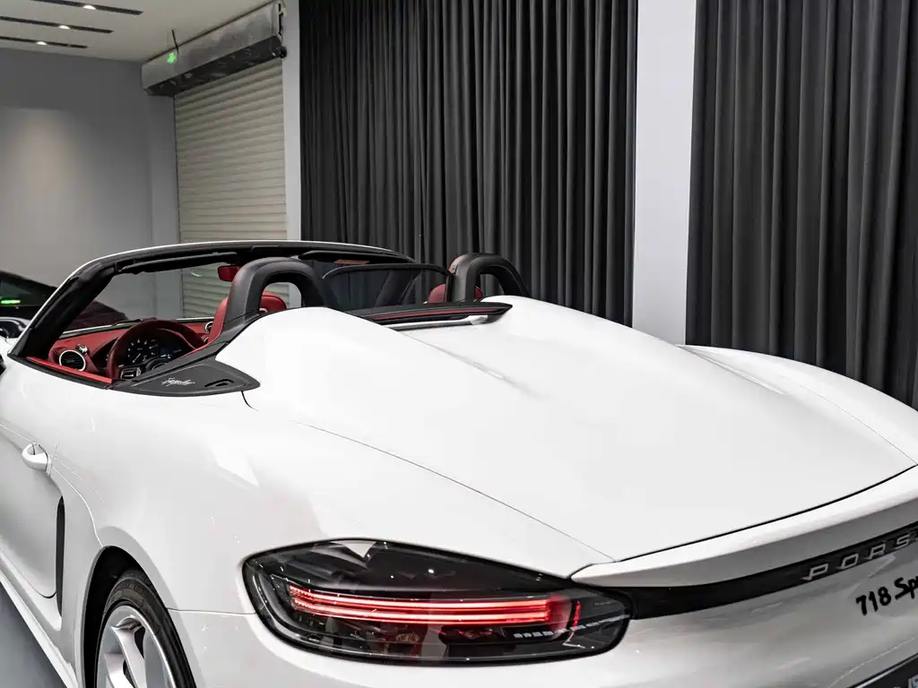 Porsche 718 2022 Spyder 2.0T