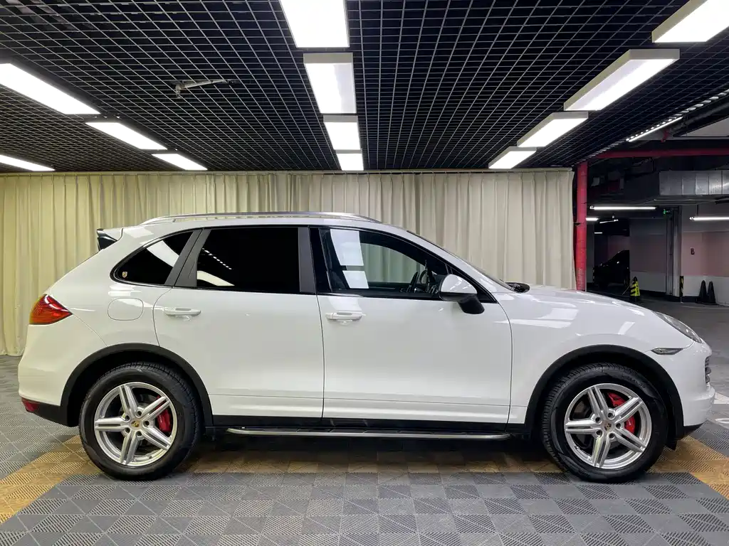 Porsche Cayenne 2011 Cayenne 3.0T