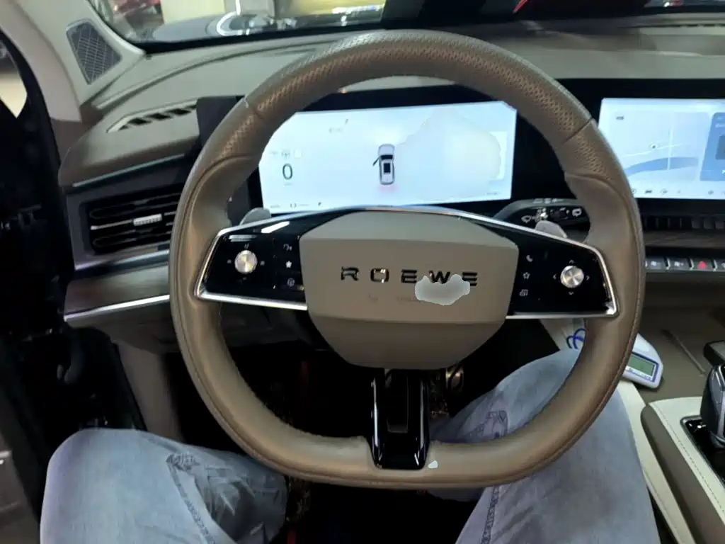 Roewe RX9 — миниатюра 11