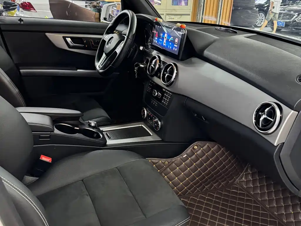 Mercedes-Benz GLK-Class — миниатюра 9