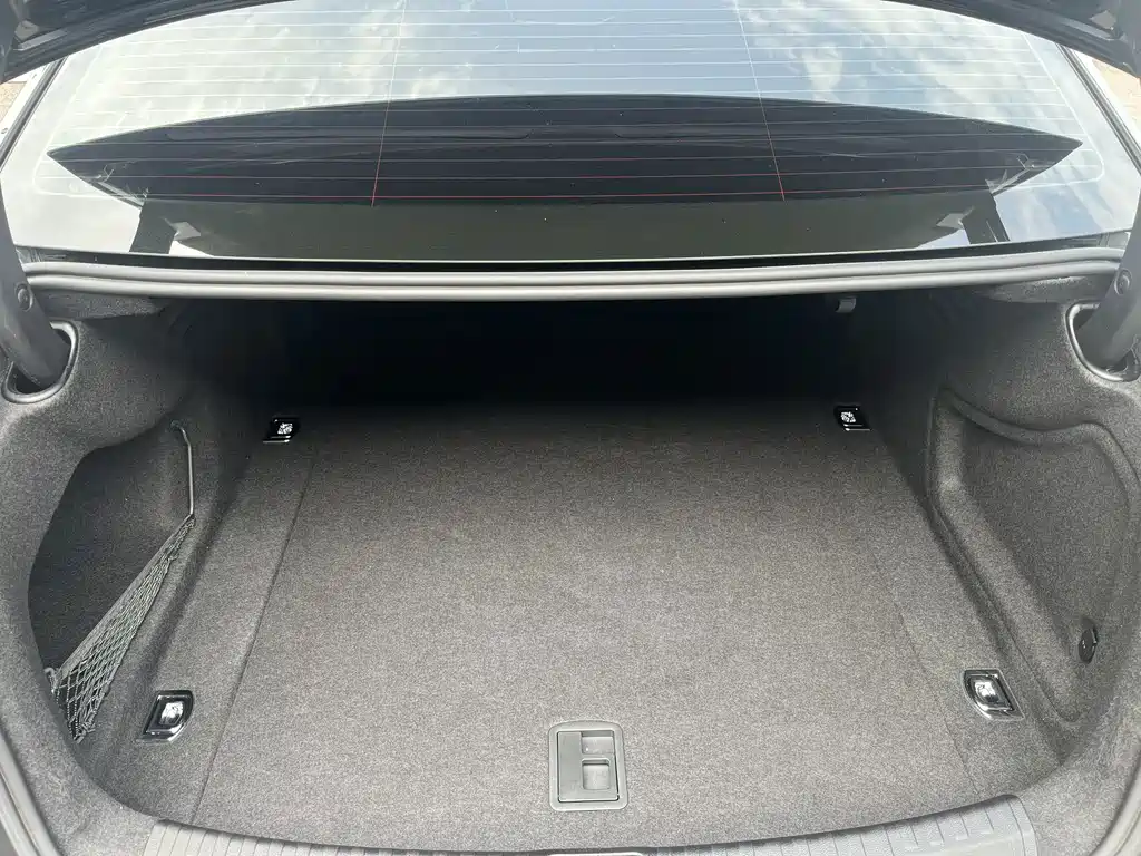 Audi A6L — миниатюра 6