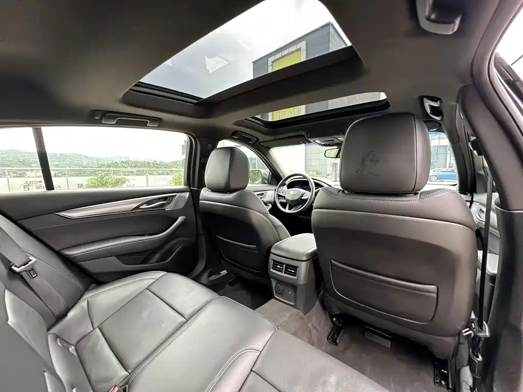 Cadillac CT5 — миниатюра 36