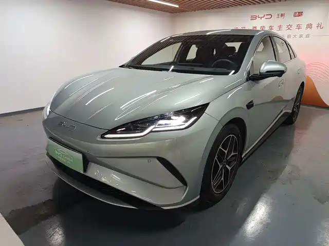 2025 BYD Seal