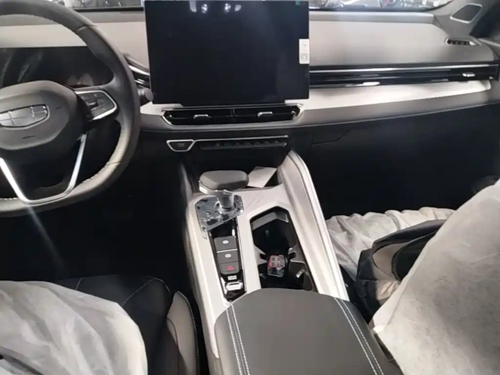 Geely Xingrui — миниатюра 14