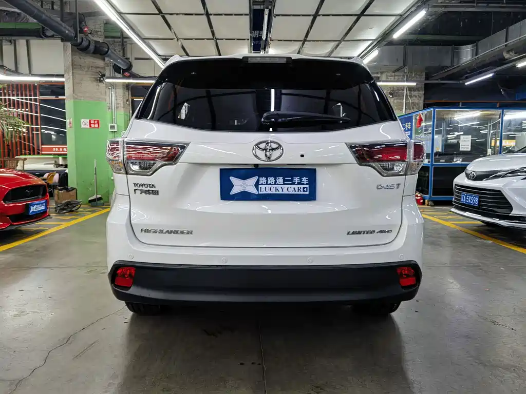 Toyota Highlander — миниатюра 5