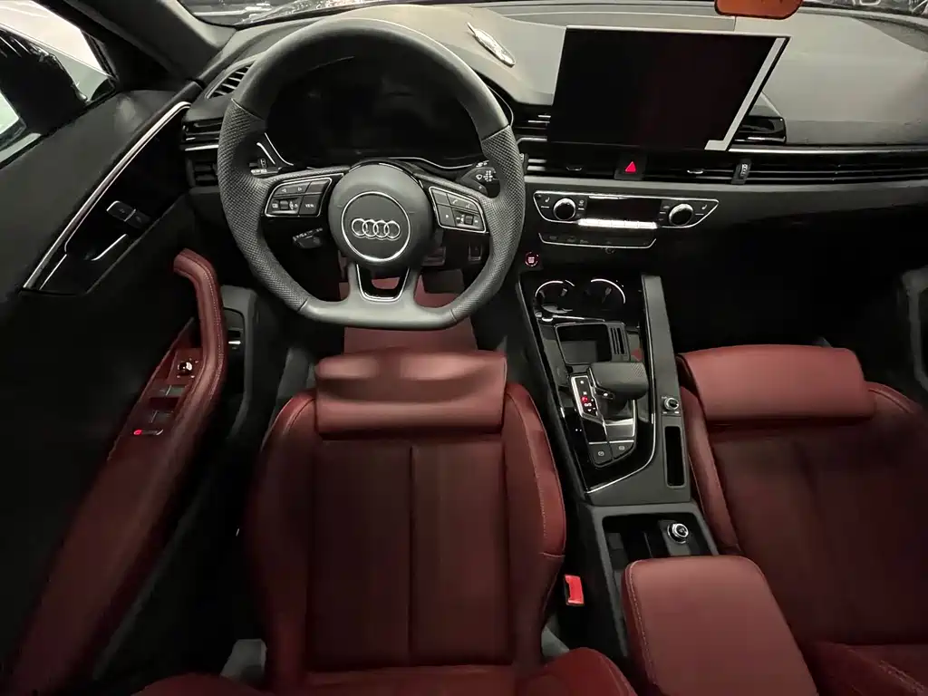 Audi A4L 2024 40 TFSI Luxury