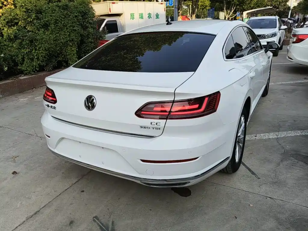 Volkswagen CC — миниатюра 8