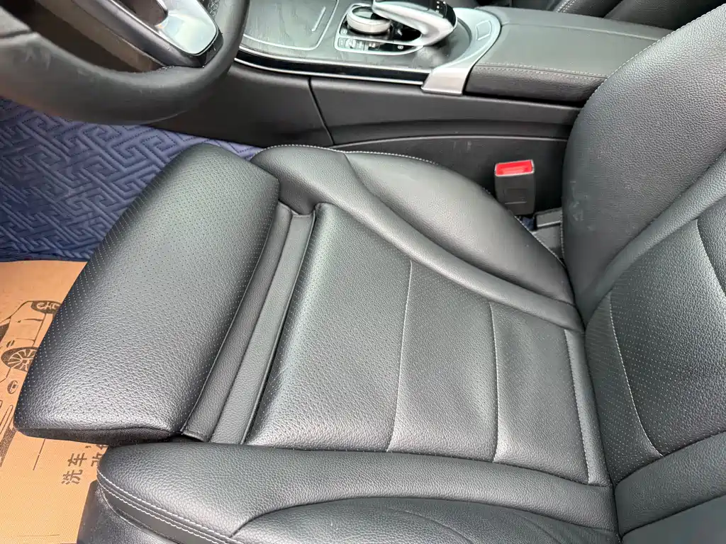 Mercedes-Benz C-Class — миниатюра 21