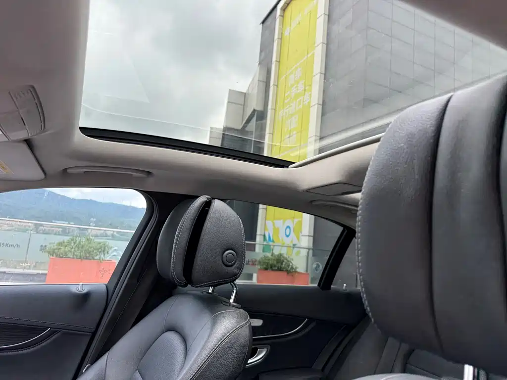 Mercedes-Benz C-Class — миниатюра 30