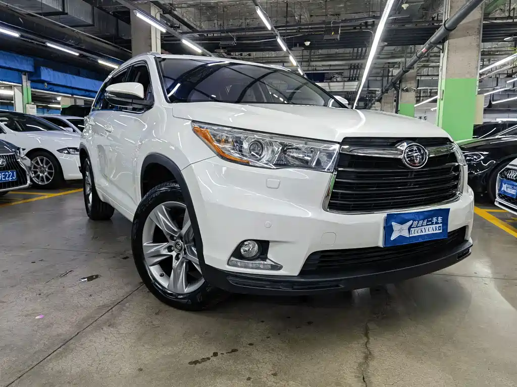 Toyota Highlander — миниатюра 3
