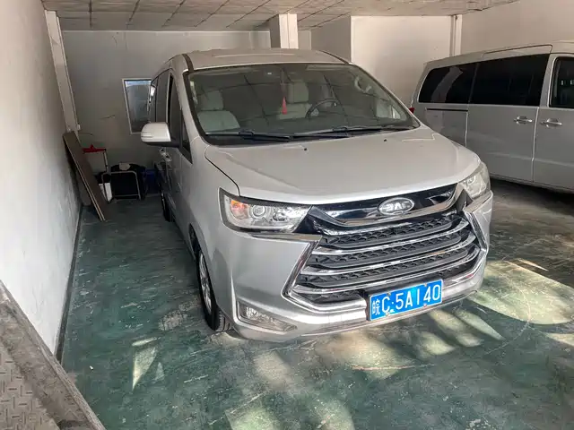 JAC MOTORS RUIFENG M4