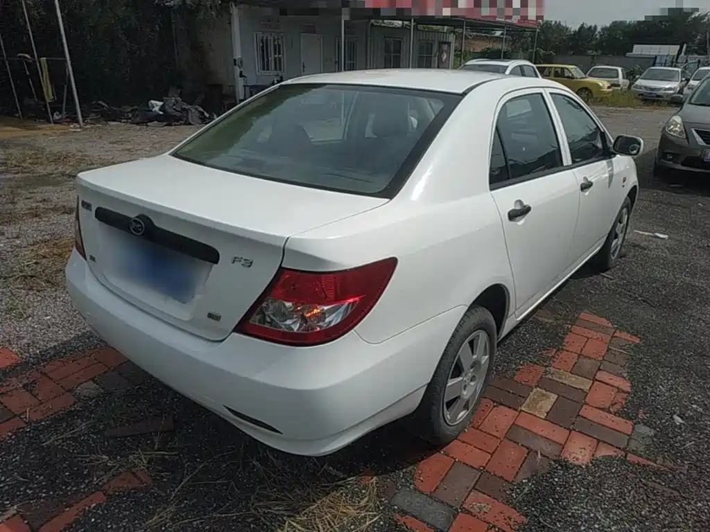 BYD F3 — миниатюра 7