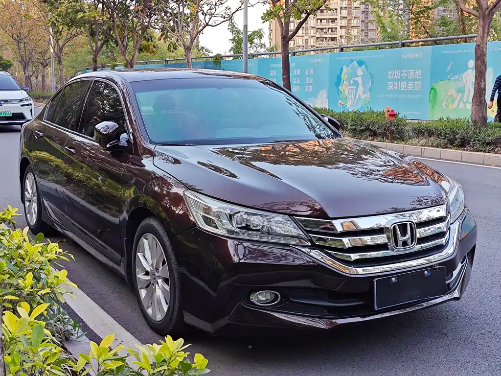 Honda Accord 2014 2.4L EX Luxury