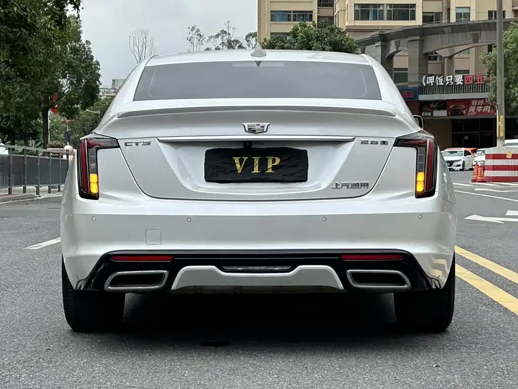 Cadillac CT5 — миниатюра 5
