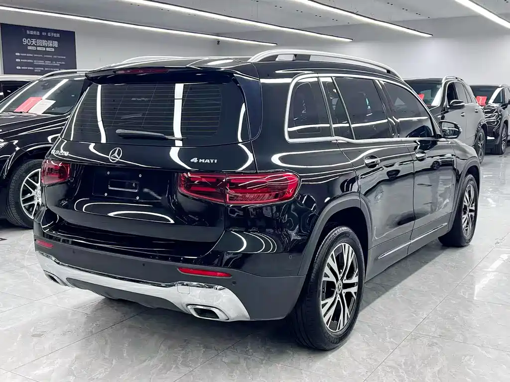 Mercedes-Benz GLB — миниатюра 6