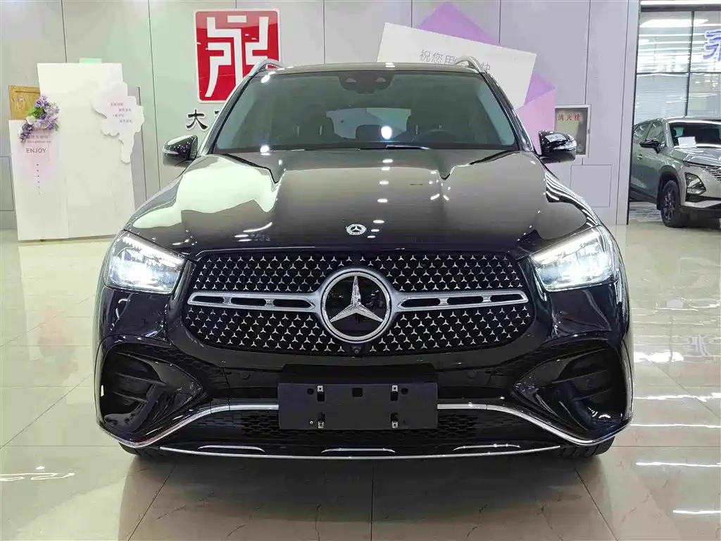 Mercedes-Benz GLE (Import) — миниатюра 2