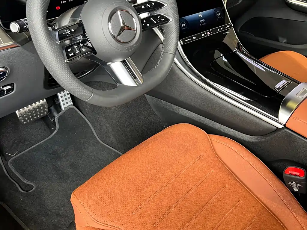 Mercedes-Benz GLC — миниатюра 3
