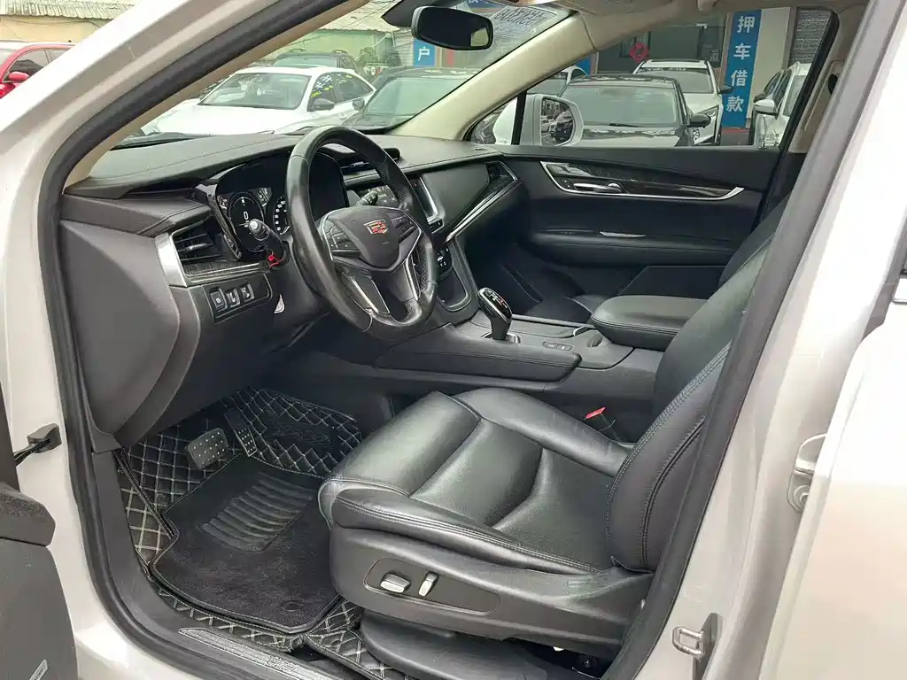 Cadillac XT5 — миниатюра 4