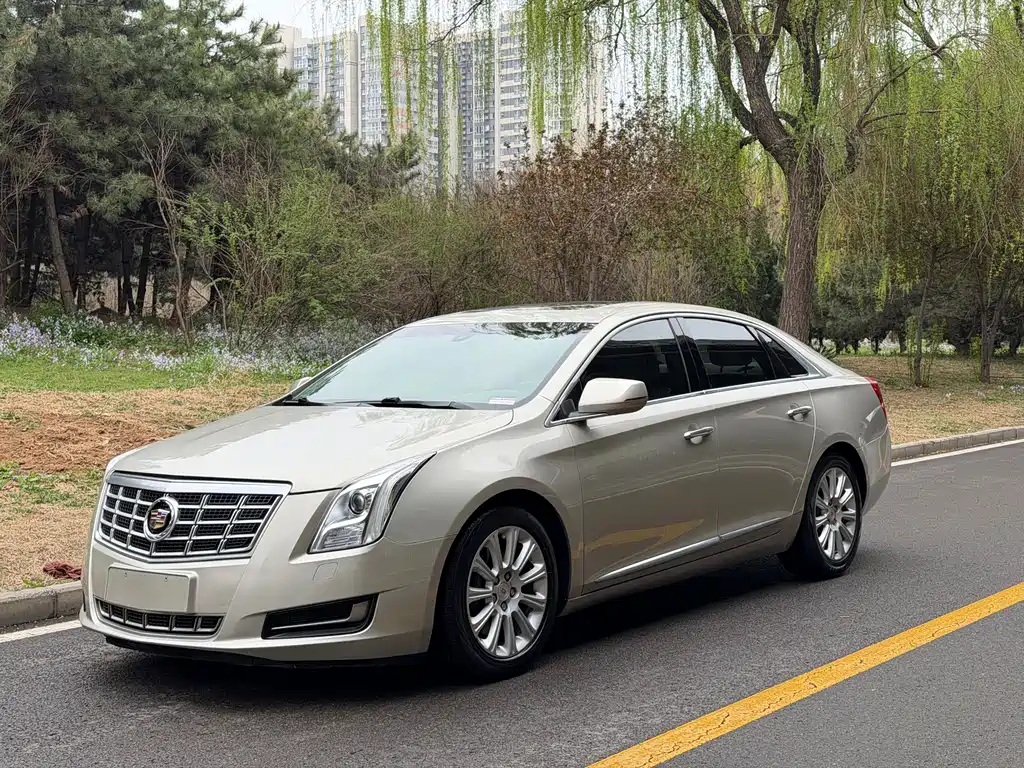 Купить Cadillac XTS